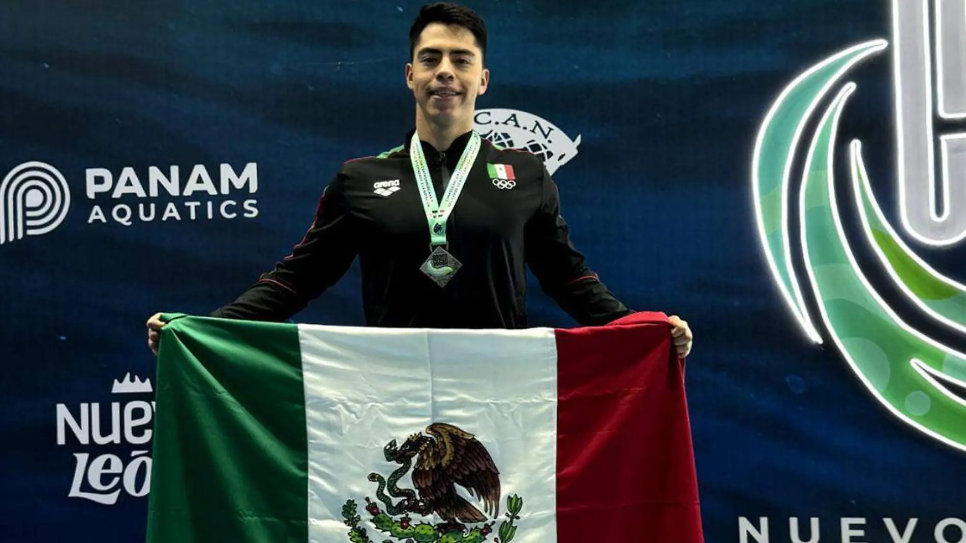 Jaime Hernández puso en alto la bandera de México